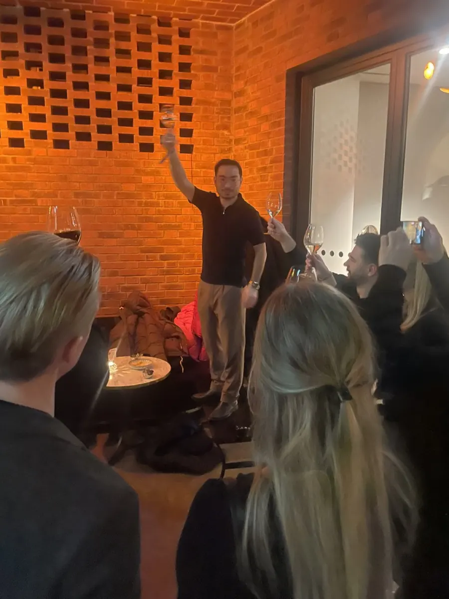 Fredric Lundberg raising a toast