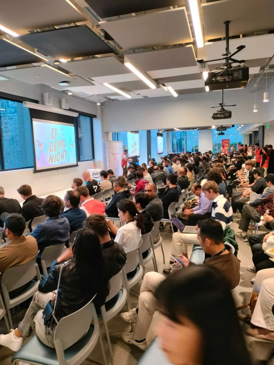 A full room at SF Demo Night in San Francisco